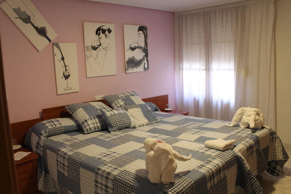 Pension Ubeda Fuenmayor Extérieur photo